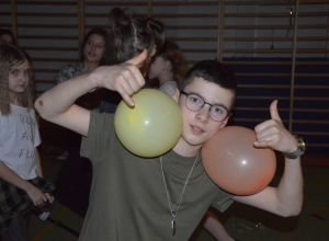 SP_94_Warszawa_bal_4-7_5