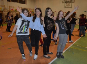 SP_94_Warszawa_bal_4-7_8