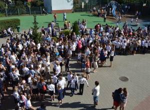 SP94 Warszawa_ rozpoczęcie roku12