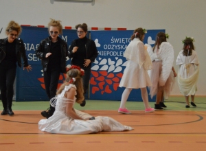 SP_94_Warszawa_11_listopada_1