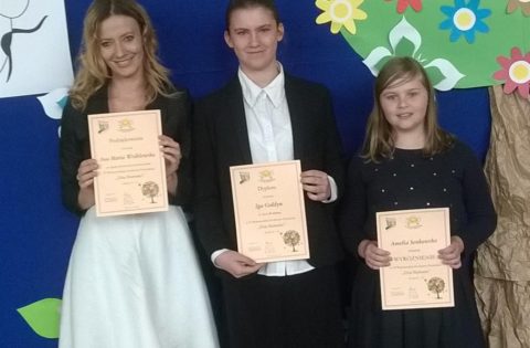Laureatki VI Warszawskiego Konkursu Poetyckiego „Złota Biedronka”