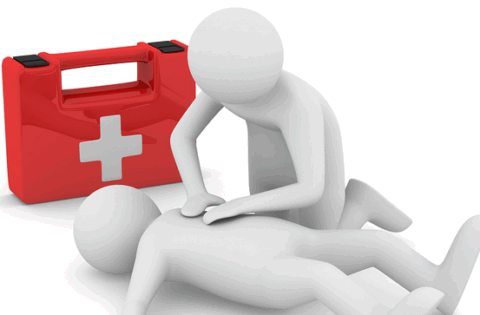 Pierwsza pomoc – warsztaty dla klas 7 i 8